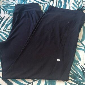 Lululemon pant size 8